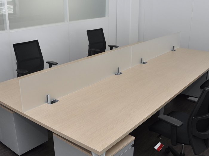 Bench 4 personnes avec écran de séparation : mobilier HAWORTH Bench 4 personnes avec écran de séparation : mobilier HAWORTH