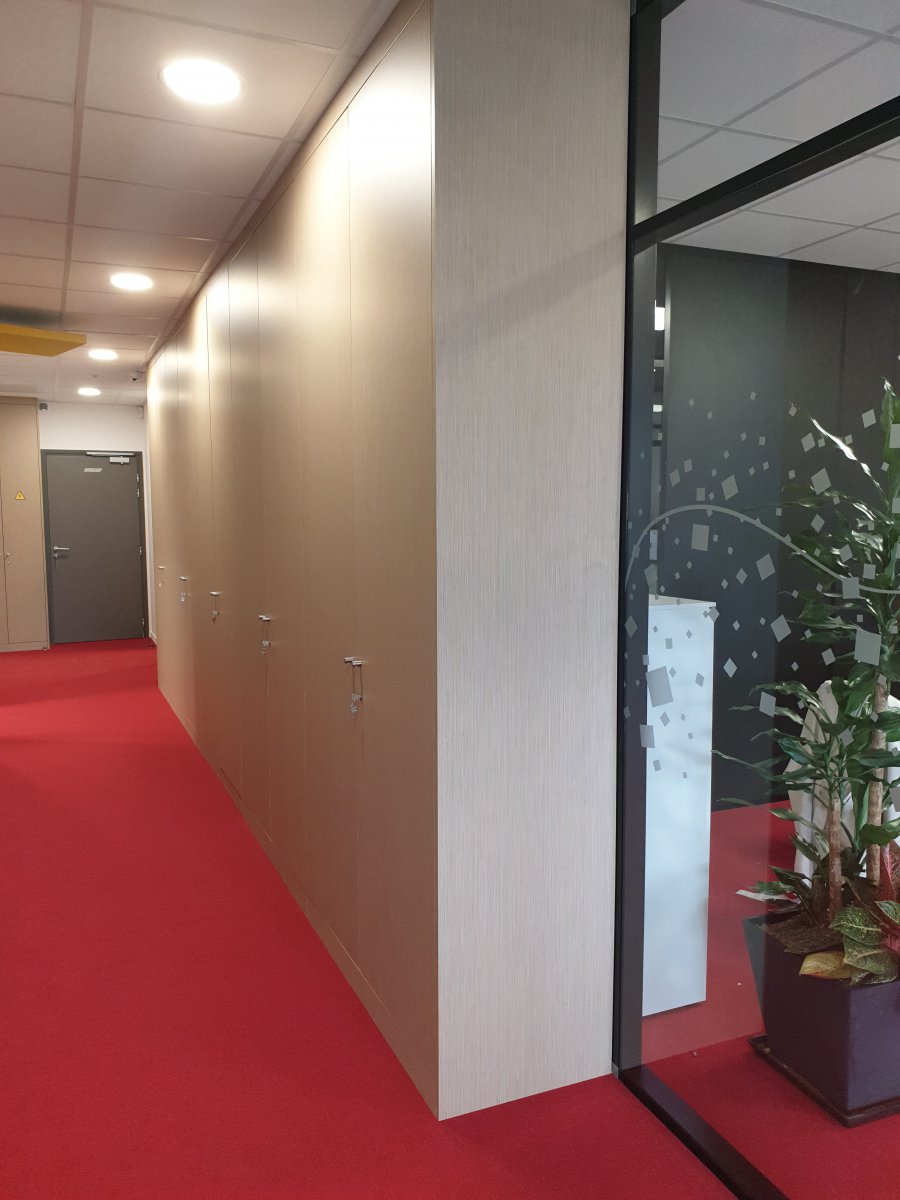 THEIS  : 1626798039.galerie12.jpg